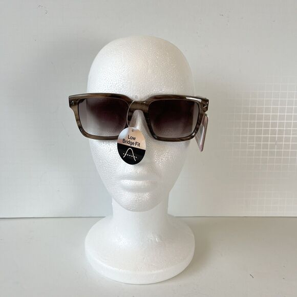 Foster Grant Style for You Tinted Lense Sunglasses Low Bridge Green Brown NWT’s - Picture 2 of 10